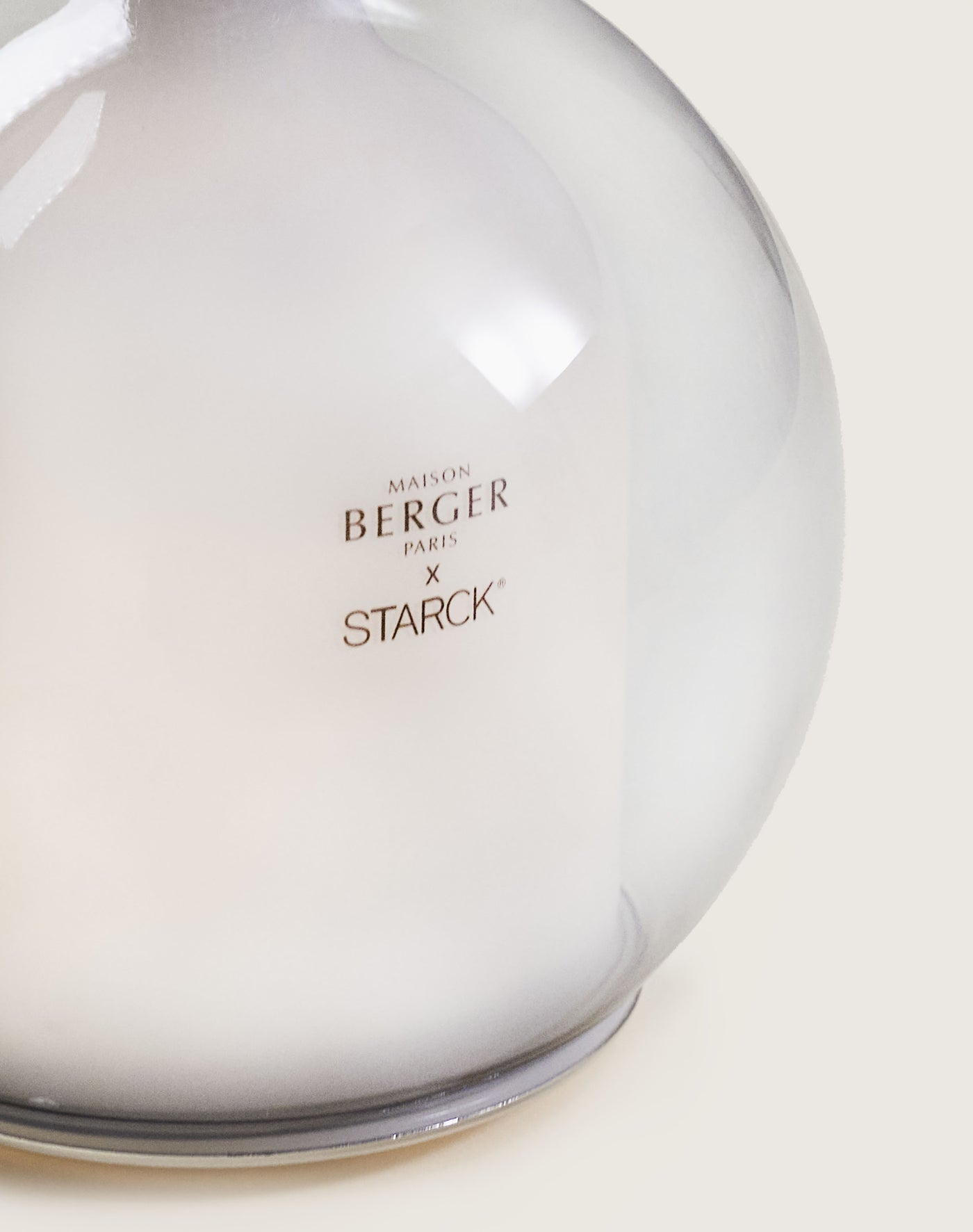 Starck Grey Mist Diffuser Set with Peau de Pierre